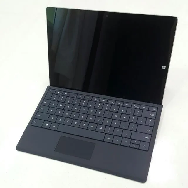 Microsoft Surface 3 128GB / 4GB RAM